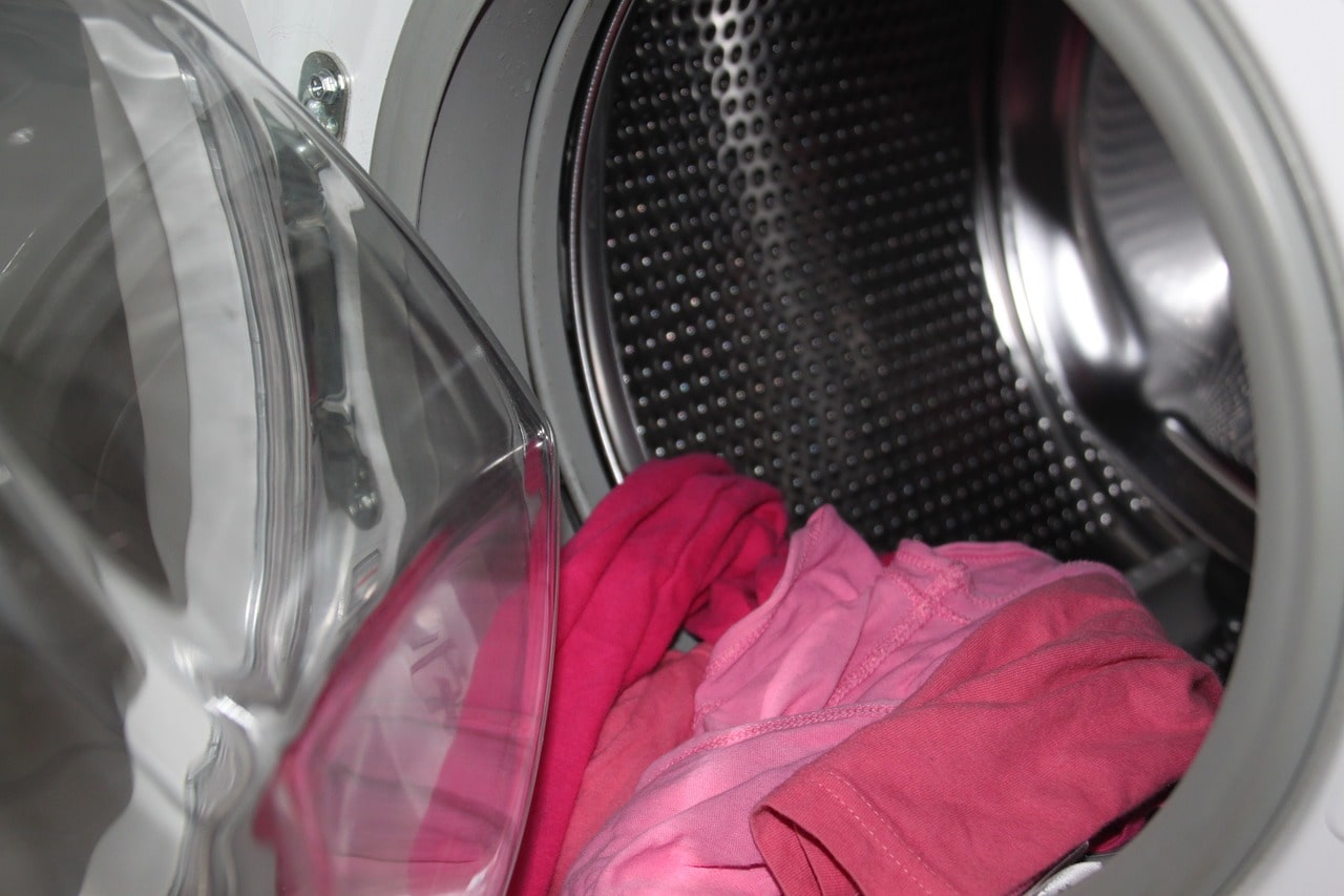 Sonhar com lavando roupa